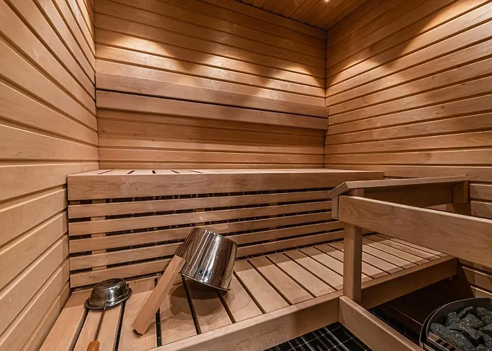 Levibooking Lost In Levi 305